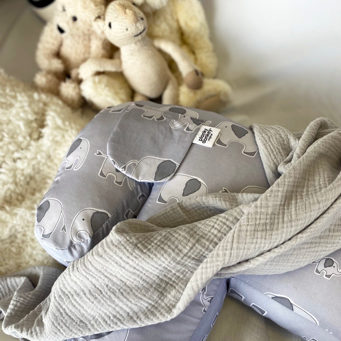 Nellie Ellie Smokey (grey)