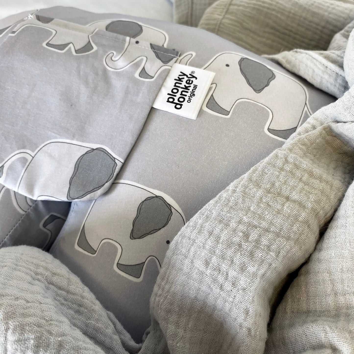 Nellie Ellie Smokey (grey)